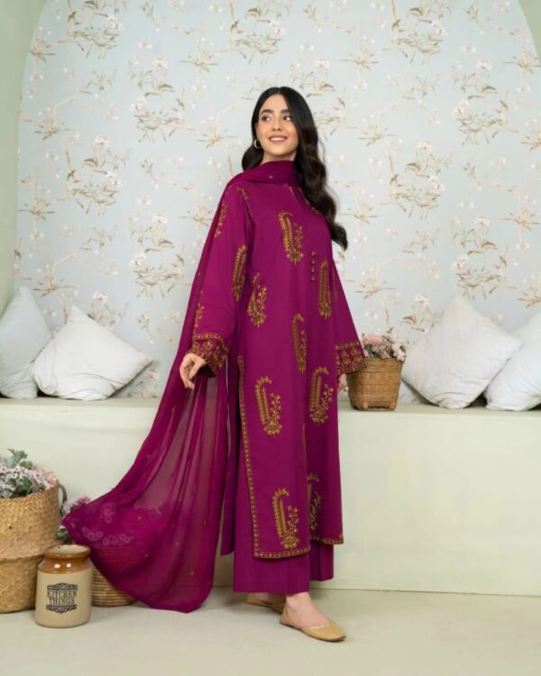 Dark Magenta Embroidery Suit 3pc