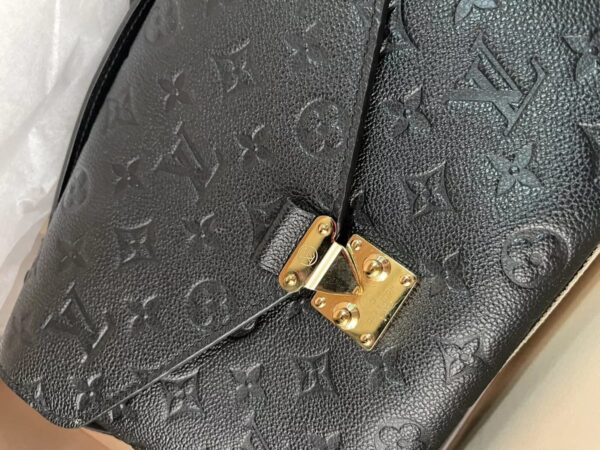 Louis Vuitton black Empreinte leather. - Image 4